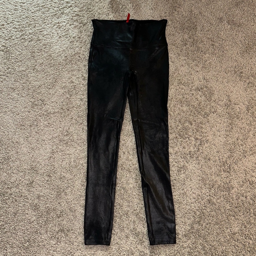 SPANX Metallic faux leather leggings